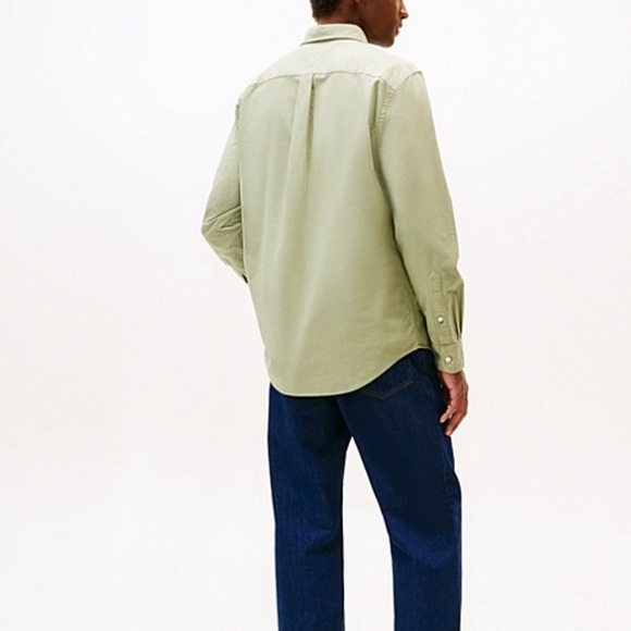 Tommy Hilfiger Men's Sage Green Casual Shirt - Picture 2 of 7